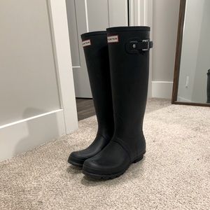 Hunter rain boots